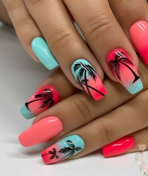 Ready for summer? Discover the hottest beach nail trends that are super cute and on point! Get inspired and nail your summer look. Maldives Nails, Jamaica Nails, Vacation Nail Designs, Hawaiian Nails, Vacation Nails Beach, Tropical Nail Designs, Cruise Nails, Beach Nail Art, Palm Tree Nails