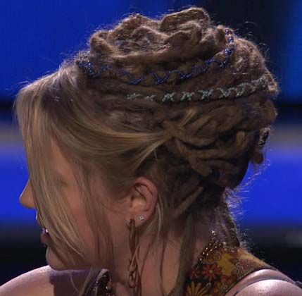 dreads updo/bun Dreads Updo, Dreadlock Ideas, Dreadlock Journey, Dread Hair, Updo Bun, Dread Head, Low Updo, Hairstyles Inspiration, Dreadlock Accessories