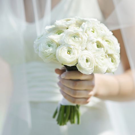 Ranunculus Bouquet White, White Dahlia Bouquet, Ranunculus Bridal Bouquet, Ranunculus Wedding Bouquet, Classic Wedding Bouquet, Ranunculus Wedding, Ranunculus Bouquet, Dahlia Bouquet, White Ranunculus