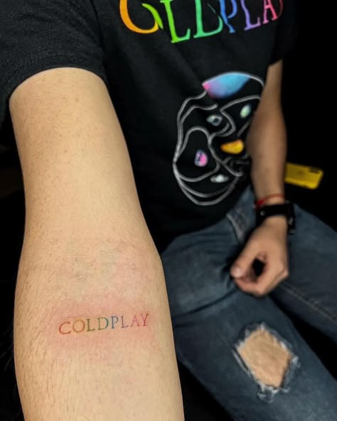 Coldplay Nails Design, Coldplay Tattoo Symbol, Coldplay Inspired Tattoo, Coldplay Show, Coldplay Tattoo, Coldplay Wallpaper, Chris Martin Coldplay, Coldplay Concert, Artsy Pictures