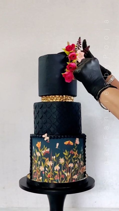 Pooja Nanda Sareen🇮🇳 on Instagram: “In this video, I’m showcasing how to cover styrofoam dummies cake with fondant. ( top two tiers are dummy cakes and the bottom tier is a…”