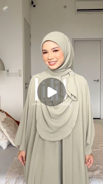 Stylish Hijab, Hijab Trends, Instagram Tutorial, Outfit Hijab, Hijab Style, In Frame, Hijab Outfit, Earthy Tones, Muslim Fashion