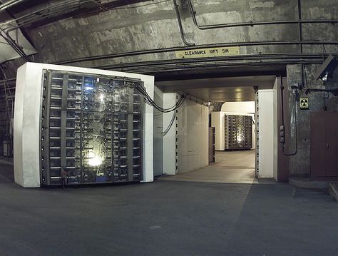 Secret Bunker, Doomsday Bunker, Military Bunkers, Bunker Gear, Web Design Blog, Cheyenne Mountain, Underground Bunker, Underground Cities, Bunker Hill