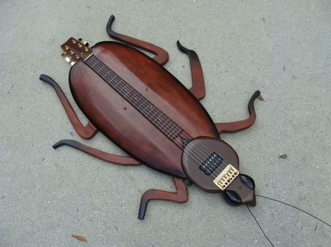 Cool Bass Guitar Designs, Cursed Guitar, Electric Guitar Unique, Funky Electric Guitar, Weird Bass Guitars, Funny Guitar, Instruments Art, Slide Guitar, Lap Steel