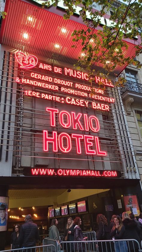 Tokio Hotel Phone Case, Tokyo Hotel, 15 May, Hollywood Boulevard, Tokyo Hotels, May 2023, Tokio Hotel, Tokyo, Hotel