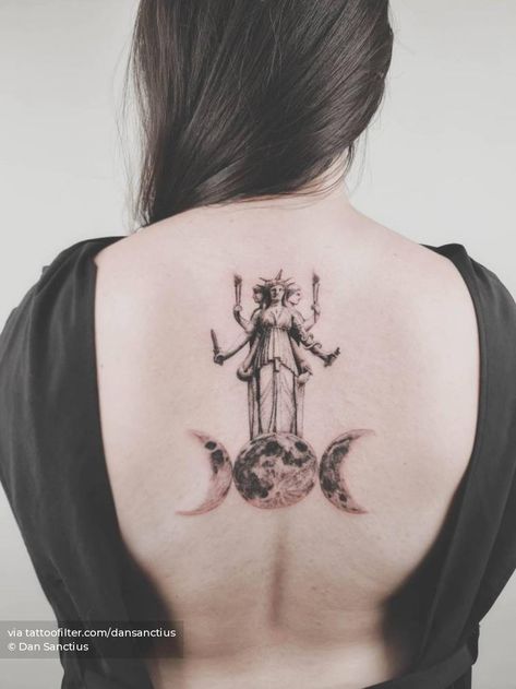 Hecate Back Tattoo, Hekate Tattoo Ideas, Hekate Tattoo Symbols, Hecate Tattoo Design, Hecate Goddess Tattoo Design, Hecate Goddess Tattoo, 16th Wishlist, Hekate Aesthetic, Hekate Tattoo