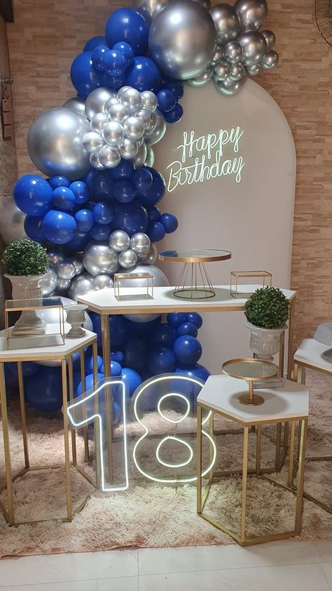 Lila Party, 18th Birthday Decorations, Happy Birthday 18th, 16th Birthday Decorations, Simple Birthday Decorations, Diy Balloon Decorations, Birthday Party Theme Decorations, Birthday Balloon Decorations, 18th Birthday Party