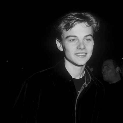 Leonardo Dicaprio Icon, Romeo And Juliet Leo, Gilmore Girls Dean, Western Boy, Lil Peep Lyrics, Leonardo Dicaprio 90s, Young Leonardo Dicaprio, Leo Dicaprio, 90s Aesthetic