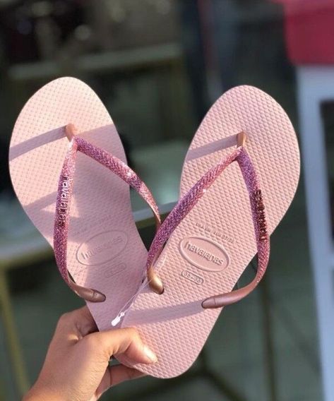 Havaianas Aesthetic, Pinterest Shop, Comfy Shoes, Brazil, Slippers, Sandals