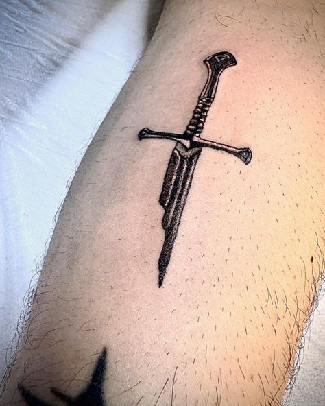 ⚔️ 🗡 #tattoo #tattoostyle #lordoftherings #lordoftheringstattoo #knifetattoo #kılıç #movie #art #ink #inktattoo #instagram #instagood Dagger Tattoo Forearm, Lord Of The Rings Tattoo, Knife Tattoo, Tattoo Forearm, Dagger Tattoo, Forearm Tattoos, Art Ink, Movie Art, Tattoo Style