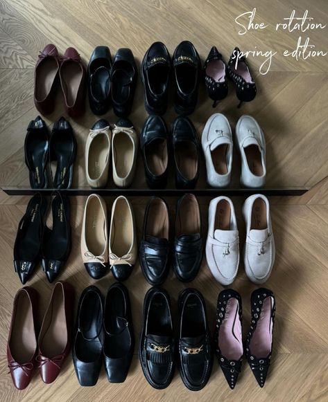 London Clothes, Shoe Rotation, Vintage Prada, Spring Looks, Friend Pictures, Fall Looks, The Vintage, Summer Shoes, Ballet Flats