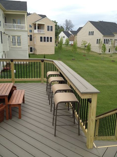 Inspiration for your Outdoor Spaces - Tidbits Deck Railing, Small Deck, Diy Deck, Decks Backyard, Outside Living, Backyard Deck, Deck Railings, Deck Ideas, Building A Deck