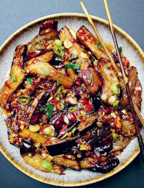 A stoneware bowl contains strips of cooked eggplant garnished with slices of spring onion. Vegan Chinese Food, Vegan Chinese, Cantonese Cuisine, Sichuan Peppercorn, Chinese Cooking Wine, Eggplant Dishes, Tofu Dishes, Cooking Wine, Eggplant Recipes