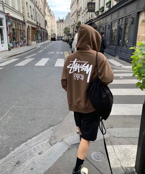 Stussy Jacket Outfit, Stussy Hoodie Men, Brown Hoodie Outfit Men, Hoodies Photography, Stussy Hoodie Outfit, Stussy Aesthetic, Brown Hoodie Outfit, Hoodie Stussy, Hoodie Outfit Men