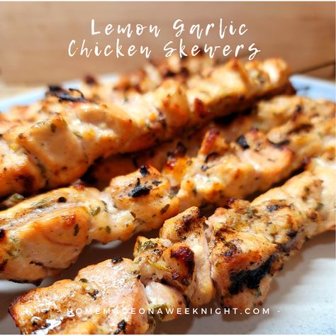 Lemon Garlic Chicken Skewers - Homemade on a Weeknight Marinated Chicken Kebabs, Apple Cider Vinegar Chicken, Chicken Skewer Recipe, Kabob Skewers, Great Chicken Recipes, Lemon Garlic Chicken, Pasta Side Dishes, Easy Salmon, Chicken Kabobs