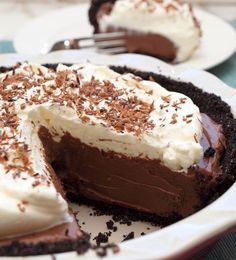 Chocolate Cream Pie Recipe made with Ghirardelli Chocolate | Once Upon a Chef Chocolate Cream Pie Recipe, Resep Pasta, Recipetin Eats, Chocolate Cream Pie, Recipe Tin, Chocolate Pie, Sweet Pie, Think Food, Pie Dessert