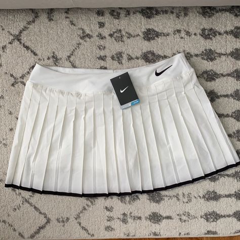 Bnwt -Nike Dry Fir Super Cute Athletic Golf Or Tennis Pleated Skort! I’d Say This Skirt Is “Off White” Not Quite Pure White But Also Not Cream.. ( See Close Up Pic For Color) With Black Detail At Bottom See Pictures For Fabric & Wash Details Nike Sets, Nike Skirts, Athletic Skort, White Nikes, Pure White, Nike Women, Skirt Set, Close Up, Tennis