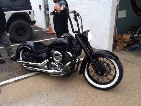 2003 Yamaha Vstar 1100 bobber.. What a beauty V Star 650 Bobber, V Star Bobber, Vstar 1100, Yamaha Bobber, Yamaha 650, Street Fighter Motorcycle, Custom Motorcycles Bobber, Star Motorcycles, Drag Star