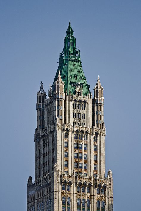 Highrise Architecture, Chicago Wallpaper, Art Deco Skyscraper, Woolworth Building, Gothic Revival Architecture, Architecture Aesthetic, Foto Top, Flatiron Building, Skyscraper Architecture