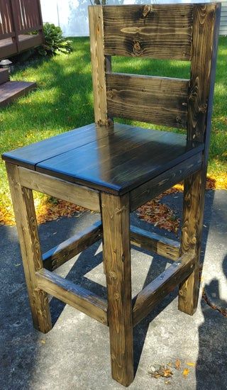 Diy Bar Height Chairs, Diy Bar Chairs Stools, Diy Rustic Bar Stools, Diy Bar Stools With Back, Homemade Bar Stools, Barstools Diy, Bar Height Table Diy, Diy Barstools, Diy Rustic Bar