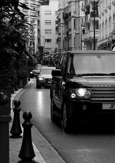 SUV Gentleman's Essentials Range Rover, Range, Black And White, Cars, White, Black