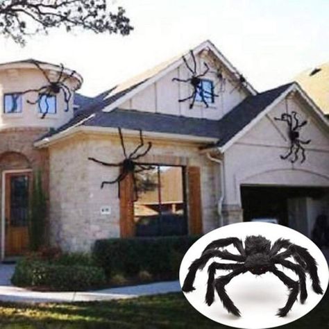 Halloween Haunted House Decorations, Big Spiders, Fake Spider, Large Spiders, Halloween Spider Decorations, Spiders Scary, Spider Decorations, Haunted House Props, Yard Party