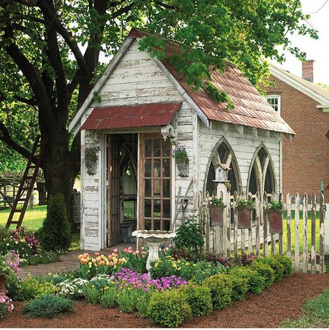 Shed Inspiration, Shed Decor, Gothic Garden, Backyard Vegetable Gardens, Meteor Garden 2018, Garden Wallpaper, Backyard Sheds, Backyard Shed, Potting Sheds