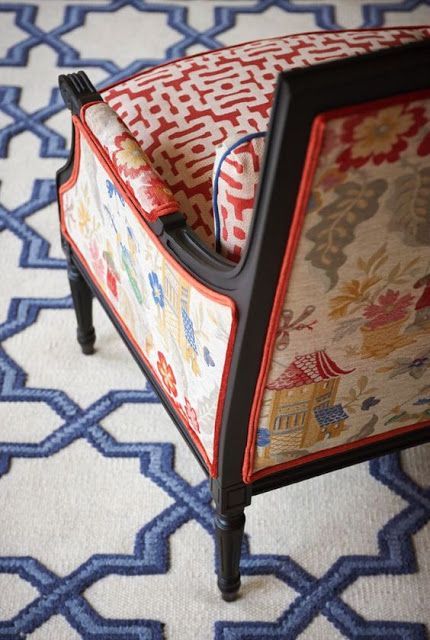 Modern Chinoiserie, Chinoiserie Decorating, Blue Chinoiserie, Chinoiserie Style, Chinoiserie Chic, Upholstered Chair, Asian Decor, Retro Home Decor, Retro Home