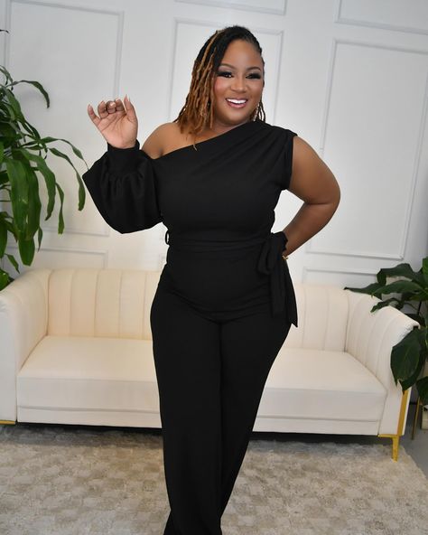 Black is TIMELESS!! It’s Classic & it’s Classy!! Bougie Belle Collection!!! Grab your Perfect Fall Pieces!! 🛍️Limited Stock! So grab’em 🥀AVAILABLE NOW!!! Celebrating 4 years!! Happy Anniversary!!! Y’all help us celebrate & Shop!!! www.znoravenue.com ⬅️ One Sleeve Jumpsuit, Black One Shoulder Jumpsuit, Stretchy Jumpsuit, One Balloon, One Shoulder Jumpsuit, Jumpsuit With Sleeves, Tall Girl, Leg Design, Classy Dress