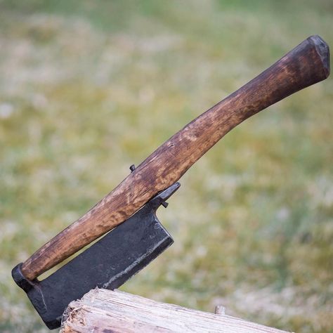 Finnish Vintage Axes on Instagram: “#Tooltuesday and the old #retrieving #axe / #softwood axe hakokirves or havukirves (Fin.) made by local #blacksmith.  The handle's…”