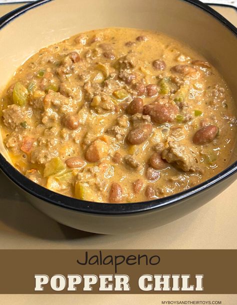 Jalapeño Popper Chili, Jalapeno Chili Recipe, Ground Beef Jalapeno Recipes, Jalapeno Popper Chili, Jalapeño Soup, Delicious Chili Recipe, Habanero Chili, Jalapeno Chili, Delicious Cornbread