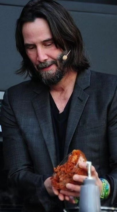 Keanu Reeves Wife, Keanu Reeves House, Keano Reeves, Keanu Reeves Quotes, Keanu Reeves Life, Alexandra Grant, Loving Man, Keanu Reeves John Wick, Famous Person