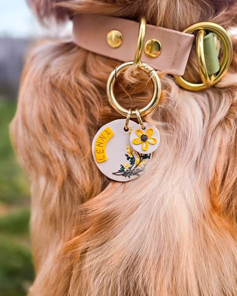 𝔾𝕠𝕝𝕕𝕖𝕟𝕣𝕠𝕕 Tag 4/6 of the Spring Garden Collection Releasing May 6th at 10 am EST! . . . . . . . Golden retriever puppy, golden puppies, cute puppy, golden puppies, field golden retrievers, puppies, puppy of the day, golden retriever of the day, dog life, dogs of Instagram, red golden retrievers, floof of the day, pupfluencer, dog influencer, puppy influencer, polymer clay, floral art, dog tag, flower dog tag, dog ID tag, polymer clay art, Etsy shop, small business, spring Garden Collection Dog Influencer Ideas, Dog Tag Ideas, Red Golden Retrievers, Golden Retriever Accessories, Dog Influencer, Golden Retrievers Puppies, Pet Store Ideas, Handmade Dog Leash, Golden Ret