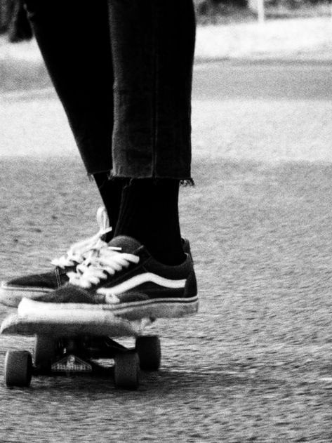 #Vans #VansSkate #Skateboard #Skateboarding Phone Banner, Skateboard Wallpaper, Vans Skateboard, Skateboard Aesthetic, Vans Skate, Cool Skateboards, Super Duper, Vans Sneakers, Grunge Style