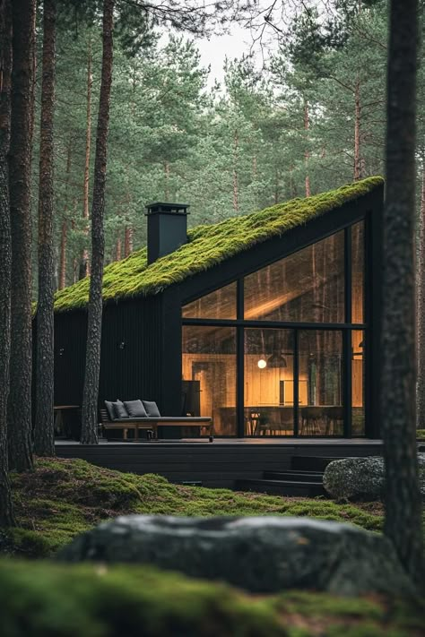 39 Charming Forest Houses That Are Stunning Retreats Forest House Colors, Hotel In The Woods, Forest Wood House, Cabin Resort Ideas, Modern Forest Cabin, Forest House Architecture, Forest House Modern, Cottage In The Woods Aesthetic, Cozy Forest House