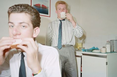 Style council: The hair and clothing of the decade as shown in the Financial Times in October 1987 1980s Office, Anna Fox, Office Culture, Retro Office, Foxes Photography, Martin Parr, Office Life, Work Stations, Nostalgic Images