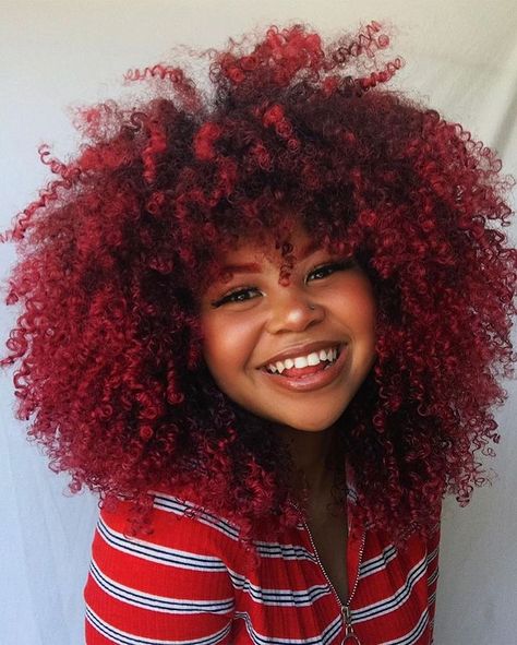 Red Curly Hairstyles, Hair Color For Dark Skin Tone, Hair Colors For Dark Skin, Hair Color For Dark Skin, Darker Skin Tones, Red Curly Hair, Hair Color Options, Haute Hair, Colors For Dark Skin