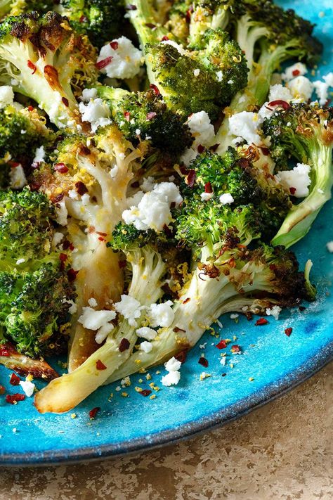 Healthy Side Recipes, Roast Frozen Broccoli, Roasted Broccoli Recipe, Roasted Artichoke, Baked Chicken Drumsticks, Broccoli Stems, The Mediterranean Dish, Roasted Fennel, Roasted Cabbage