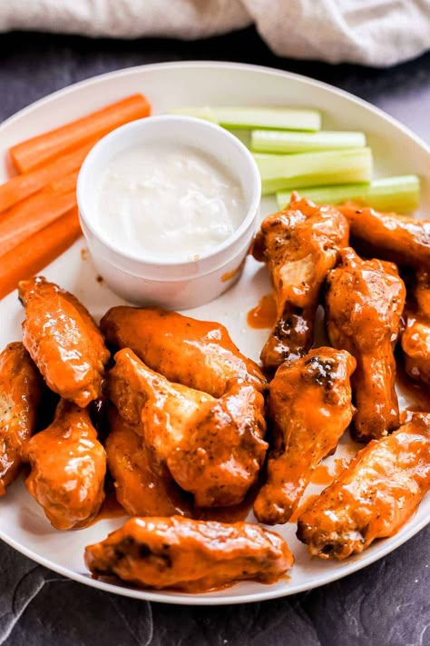 Baked Chicken Wings Air Fryer, Chicken Wings In The Air Fryer Oven, Spicy Wings Air Fryer, Airfryer Wings Recipe, Chicken Wings In An Air Fryer, Chicken Wings In Airfryer, Crispy Fried Chicken Wings In Air Fryer, Airfryer Chicken Wings Buffalo, Air Fried Wings Recipe