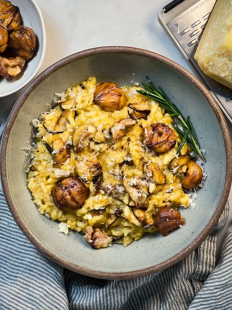 Vegetarian Risotto, Chestnut Flour, The Swimmers, Risotto Recipes Easy, Vegan Risotto, Chestnut Recipes, Creamy Risotto, Grain Recipes, Roasted Chestnuts