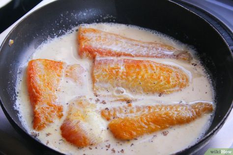 4 Ways to Cook Smoked Haddock - wikiHow How To Cook Haddock, Smoked Haddock Recipes Healthy, Haddock Fillet Recipe, Smoked Haddock Recipes, Smoked Cod, Baked Haddock, Haddock Recipes, Smoked Haddock, Special Dishes