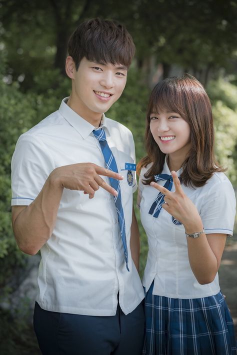 [School 2017] Korean Drama School 2017 Kdrama, School2017 Kdrama, High School Couples, Jang Dong Yoon, Kim Jung Hyun, Drama School, Kim Se Jeong, School 2017, Se Jeong