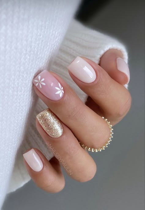 Kutek Disney, Milky Nails, Nagel Tips, Smink Inspiration, October Nails, Simple Gel Nails, Casual Nails, Her Nails, Short Acrylic Nails Designs