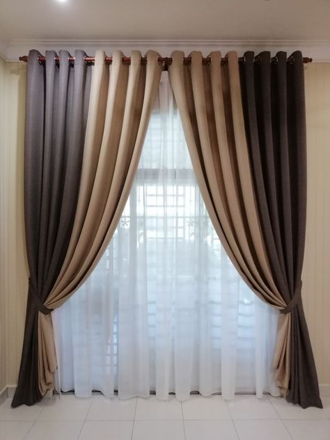 Curtain Designs Living Room, Beige Curtains Living Room, Curtain Designs For Bedroom, Window Curtain Designs, Curtains Living Room Modern, Latest Sofa, Sofa Design Ideas, Latest Sofa Designs, Unique Curtains