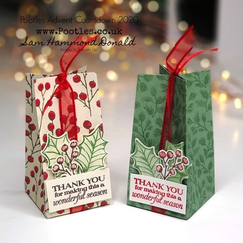 Pootles Advent Countdown 2020 How To Make a Festive Table Gift Bag | Stampin' Up! UK #1 Demonstrator Sam Hammond Christmas Treats Holders, Gift Bags Diy, Table Favors, Bag Tutorial, Stampin Up Christmas, Festive Tables, 3d Christmas, Paper Gift Bags, Box Template