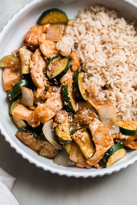 Ponzu Zucchini Stir Fry with Chicken Recipe | Little Spice Jar Chicken Zucchini Stir Fry, Chicken Stir Fry With Zucchini, Chicken Zucchini And Rice, Chicken Stir Fry With Zucchini And Squash, Chicken And Zucchini Recipes, Asian Chicken And Zucchini, Chicken Zucchini Recipes, Zucchini Stir Fry, Chicken Zucchini