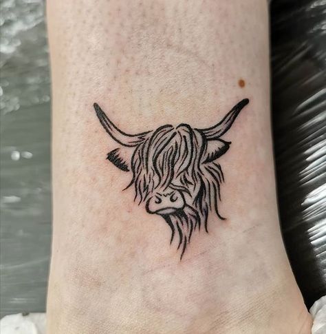 Cute Southern Tattoos, Bull Cow Tattoo, Southern Style Tattoos, Cow Matching Tattoo, Highland Cows Tattoos, Small Highland Cow Tattoo, Cute Cow Tattoo Ideas, Agriculture Tattoos For Women, Scottish Cow Tattoo