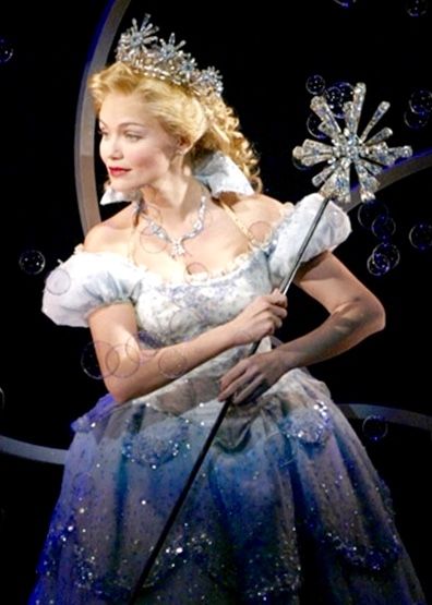 Wicked Musical Broadway, Kristen Chenoweth, Theater Mom, Wicked Broadway, Wicked The Musical, Cinderella Cosplay, Wicked Costumes, Wicked Movie, Glinda The Good