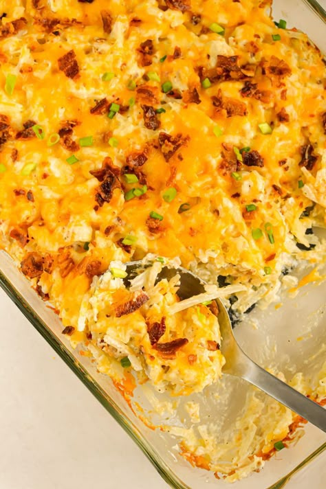 Chicken Bacon Ranch Hashbrown Casserole, Cheesy Potato And Chicken Casserole, Shredded Chicken Hashbrown Casserole, Chicken Broccoli Hashbrown Casserole, Chicken Hashbrown Casserole Easy, Chicken Casserole With Hashbrowns, Buffalo Chicken Hashbrown Casserole, Chicken And Hash Brown Casserole, Hashbrown Casserole With Chicken