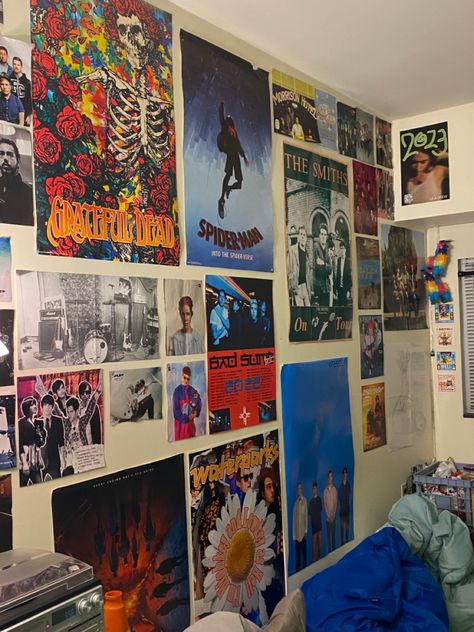 Skater Boy Bedroom, Skate Room Aesthetic, Guys Room Ideas Men, Guy Room Ideas Bedrooms, 90s Room Ideas, Skater Boy Room, Skater Room Decor, Oasis Home Decor, Guys Room Ideas